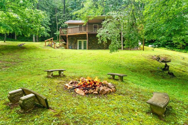 3318 Old Hwy 64e, Hayesville, NC 28904