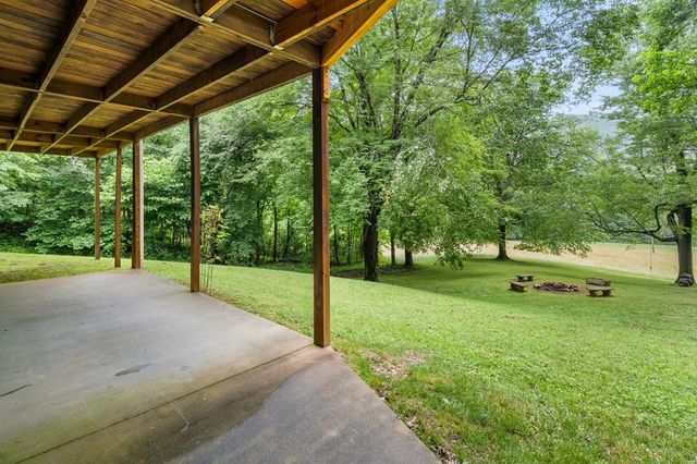 3318 Old Hwy 64e, Hayesville, NC 28904