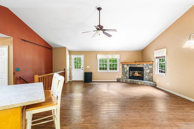 3318 Old Hwy 64e, Hayesville, NC 28904