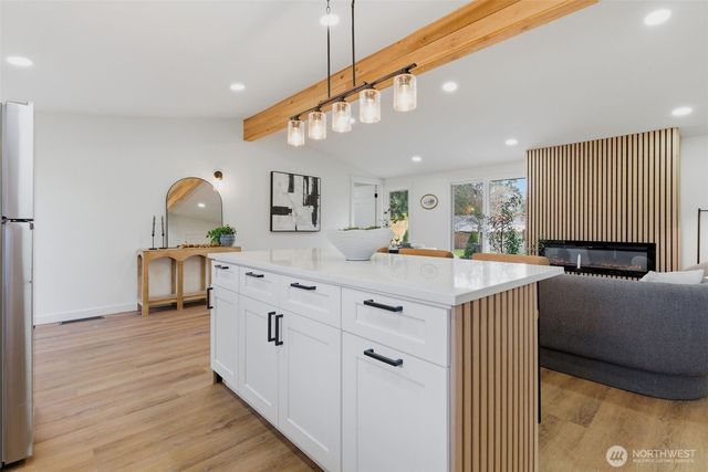 8102 Oakridge Drive SW, Lakewood, WA 98498