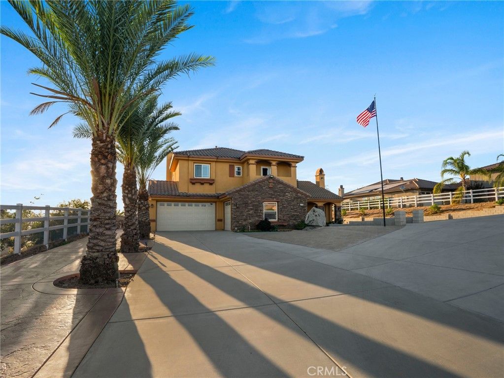 17531 Fairbreeze Court, Riverside, CA 92504 — exterior