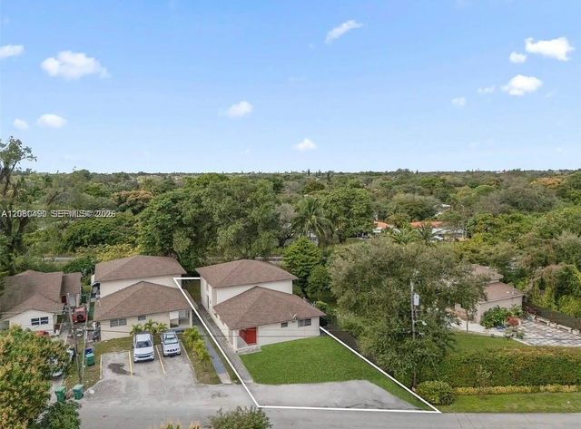 11330 Peachtree Drive, Miami, FL 33161