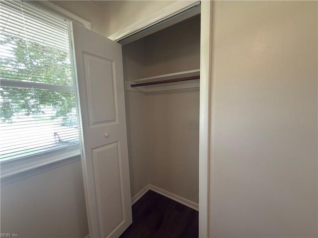 3010 Menands DR, Chesapeake, VA 23325