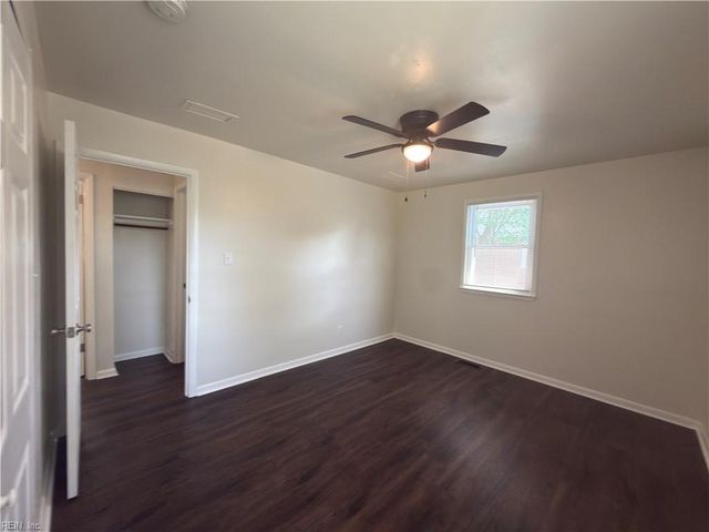 3010 Menands DR, Chesapeake, VA 23325