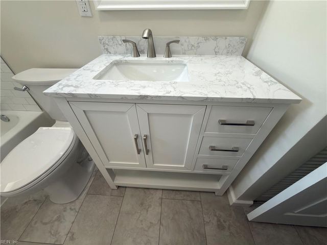 3010 Menands DR, Chesapeake, VA 23325