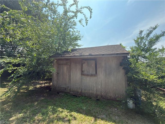 3010 Menands DR, Chesapeake, VA 23325