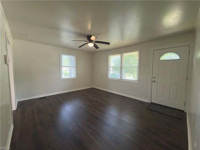 3010 Menands DR, Chesapeake, VA 23325