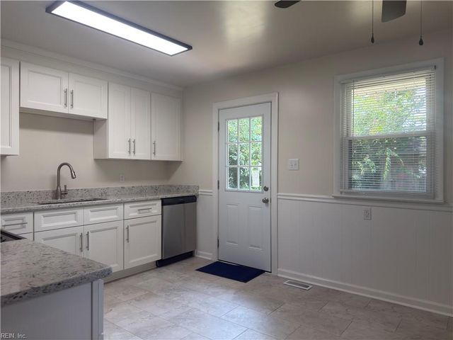 3010 Menands DR, Chesapeake, VA 23325
