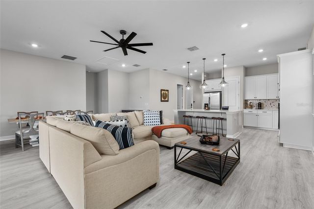 6515 QUEST STREET, St Cloud, FL 34771