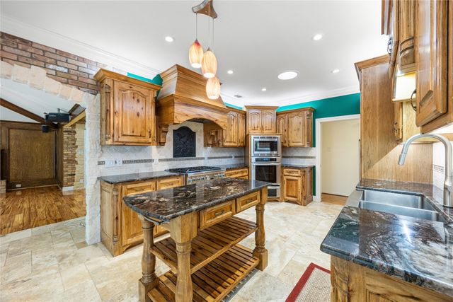 1609 Iowa Drive, Plano, TX 75093