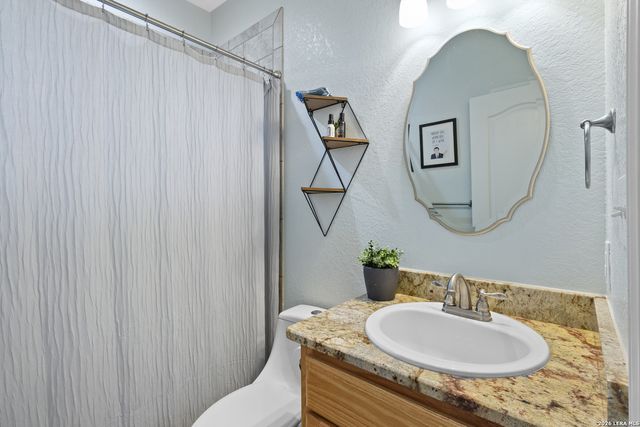 43 Red Fox, Poteet, TX 78065