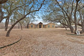 43 Red Fox, Poteet, TX 78065