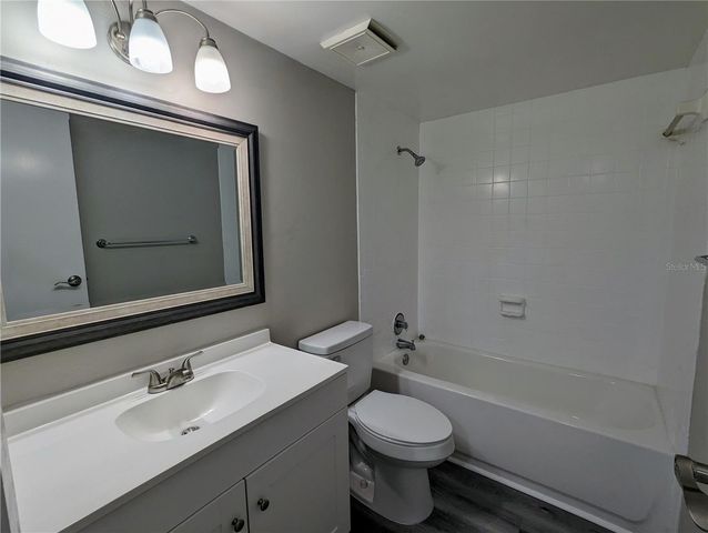 701 RUSSELL LANE 209, Brandon, FL 33510