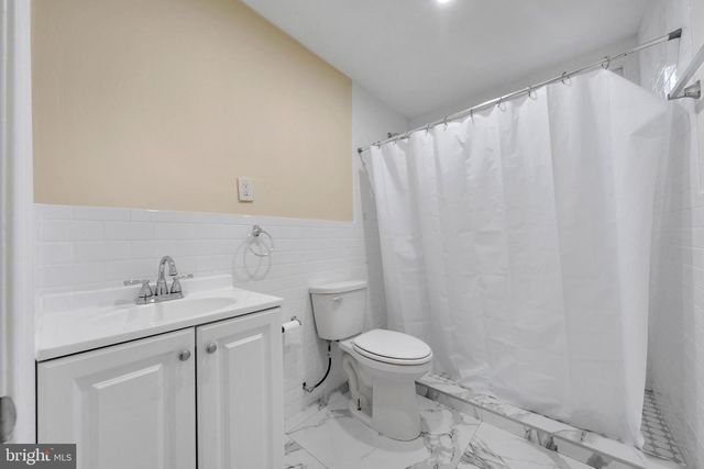 724 HUNTER ST, Gloucester City, NJ 08030