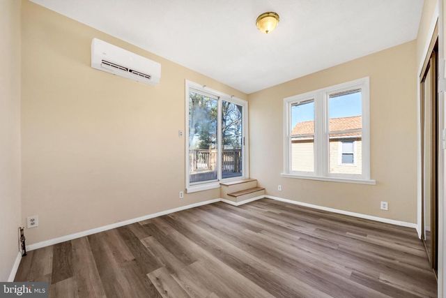 724 HUNTER ST, Gloucester City, NJ 08030