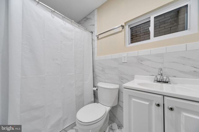 724 HUNTER ST, Gloucester City, NJ 08030