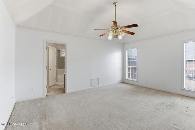 828 Snow Pine Drive, Southaven, MS 38671