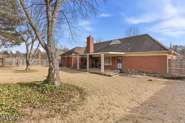 828 Snow Pine Drive, Southaven, MS 38671