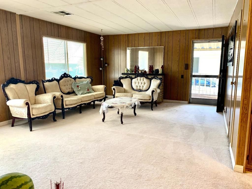 Image 6 of property listing at 102 Quail Hollow Drive, San Jose, CA 95128