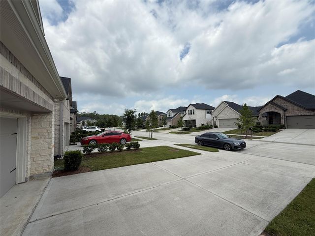 10534 Wild Chives, Conroe, TX 77385