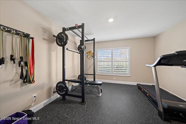 1064 Captiva Island Circle SW, Palm Bay, FL 32908