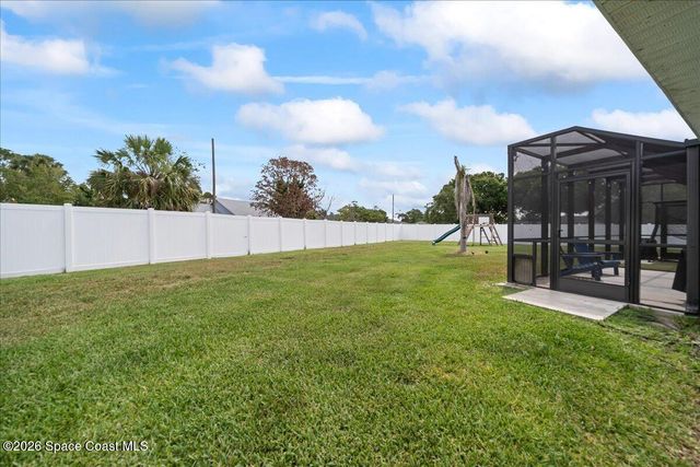1064 Captiva Island Circle SW, Palm Bay, FL 32908