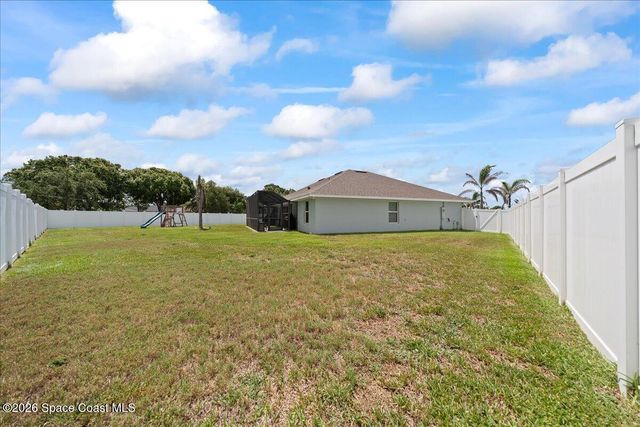 1064 Captiva Island Circle SW, Palm Bay, FL 32908