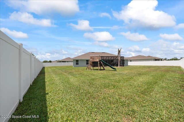 1064 Captiva Island Circle SW, Palm Bay, FL 32908