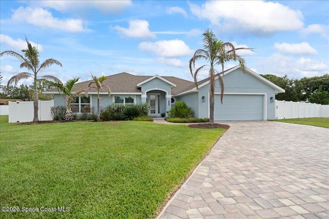 1064 Captiva Island Circle SW, Palm Bay, FL 32908