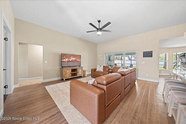 1064 Captiva Island Circle SW, Palm Bay, FL 32908
