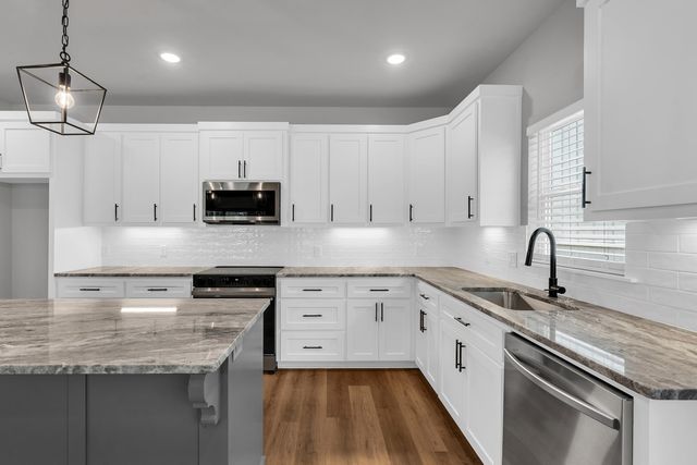 101 St. Clair, Longview, TX 75605