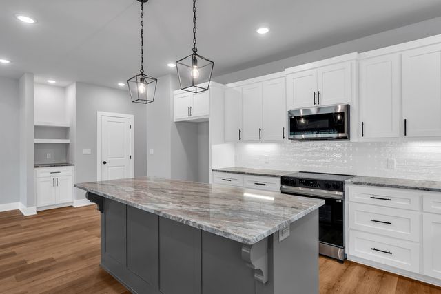 101 St. Clair, Longview, TX 75605