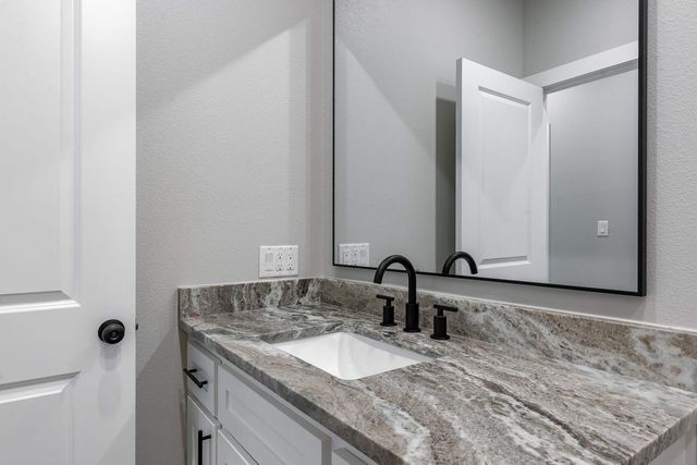 101 St. Clair, Longview, TX 75605