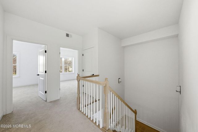 4 Remington Court 1000, Farmingdale, NJ 07727