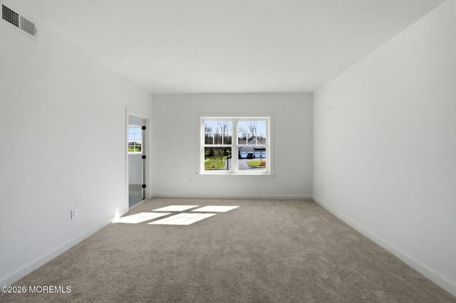 4 Remington Court 1000, Farmingdale, NJ 07727