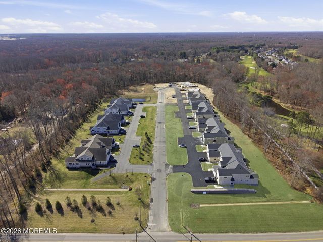 4 Remington Court 1000, Farmingdale, NJ 07727