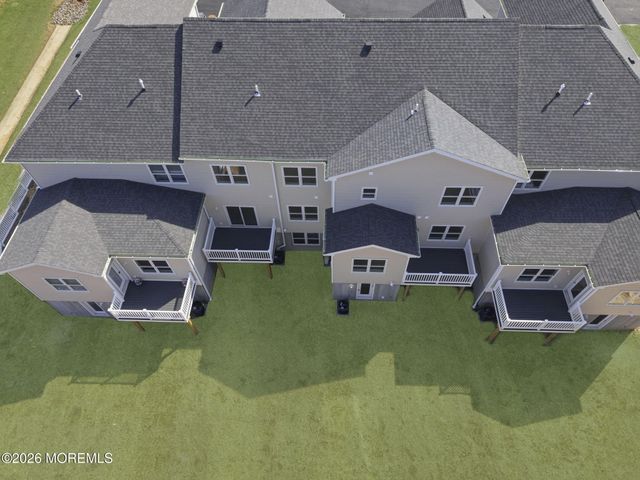 4 Remington Court 1000, Farmingdale, NJ 07727