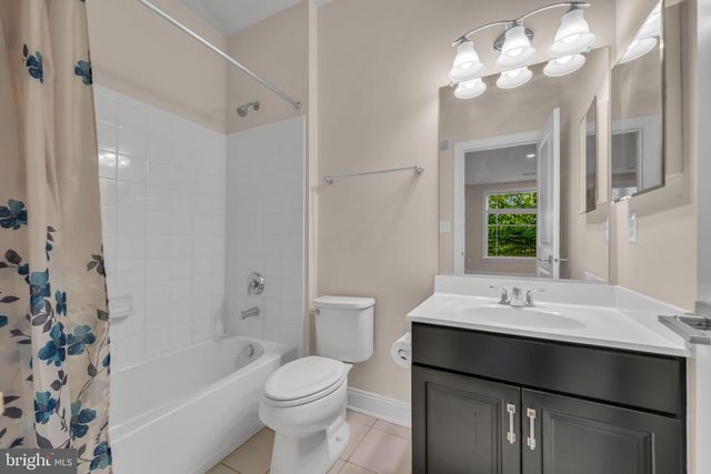 43157 CLARENDON SQ, Ashburn, VA 20148