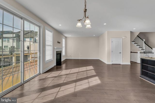 43157 CLARENDON SQ, Ashburn, VA 20148