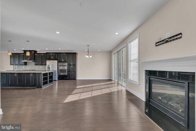 43157 CLARENDON SQ, Ashburn, VA 20148