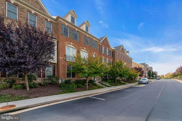 43157 CLARENDON SQ, Ashburn, VA 20148