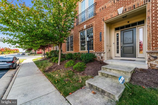 43157 CLARENDON SQ, Ashburn, VA 20148