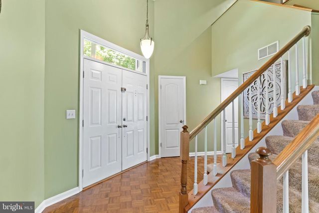 1028 OAK KNOLL DR, Harrisburg, PA 17111