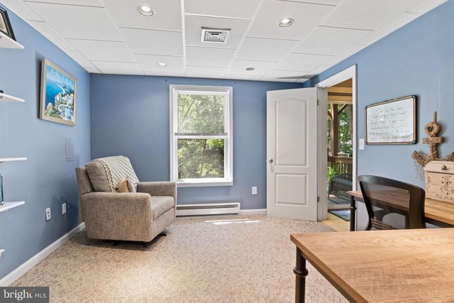 1028 OAK KNOLL DR, Harrisburg, PA 17111