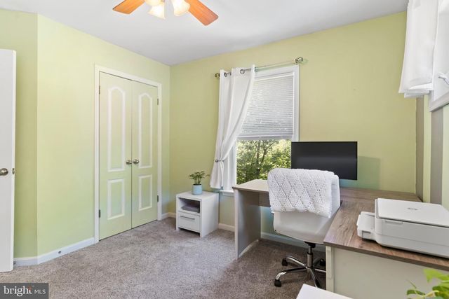 1028 OAK KNOLL DR, Harrisburg, PA 17111