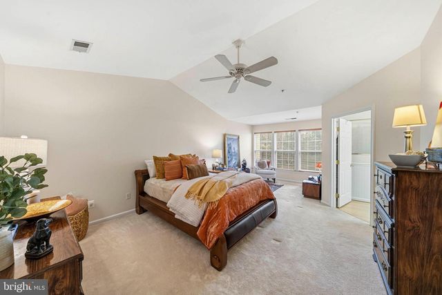 18749 HARMONY WOODS LN, Germantown, MD 20874