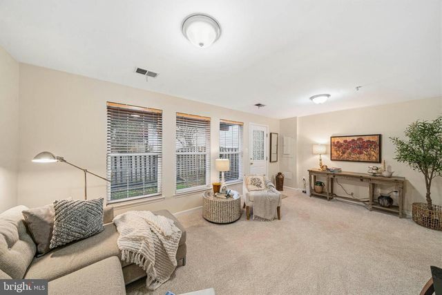 18749 HARMONY WOODS LN, Germantown, MD 20874