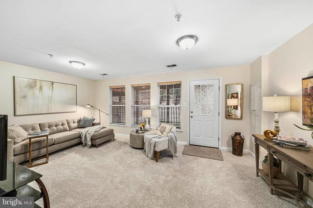 18749 HARMONY WOODS LN, Germantown, MD 20874