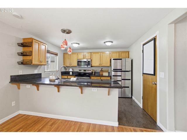 245 TRILLIUM St, St Helens, OR 97051