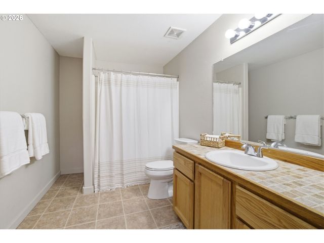 245 TRILLIUM St, St Helens, OR 97051